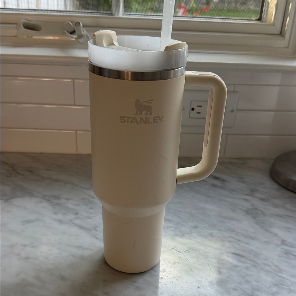 Stanley Cream Travel Tumbler with Handle